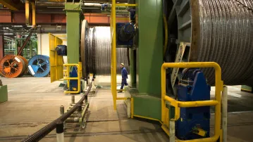 Visita de la fàbrica de Prysmian on es fabriquen els cables de Inelfe