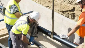 Unrolling of cabling in Villeneuve-la-Rivière