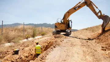 Digging a trench in the town of Le Boulou